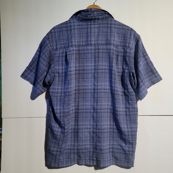 Haggar Men's Navy Checkered Button Up Collard Size Large - Picture 3 of 5